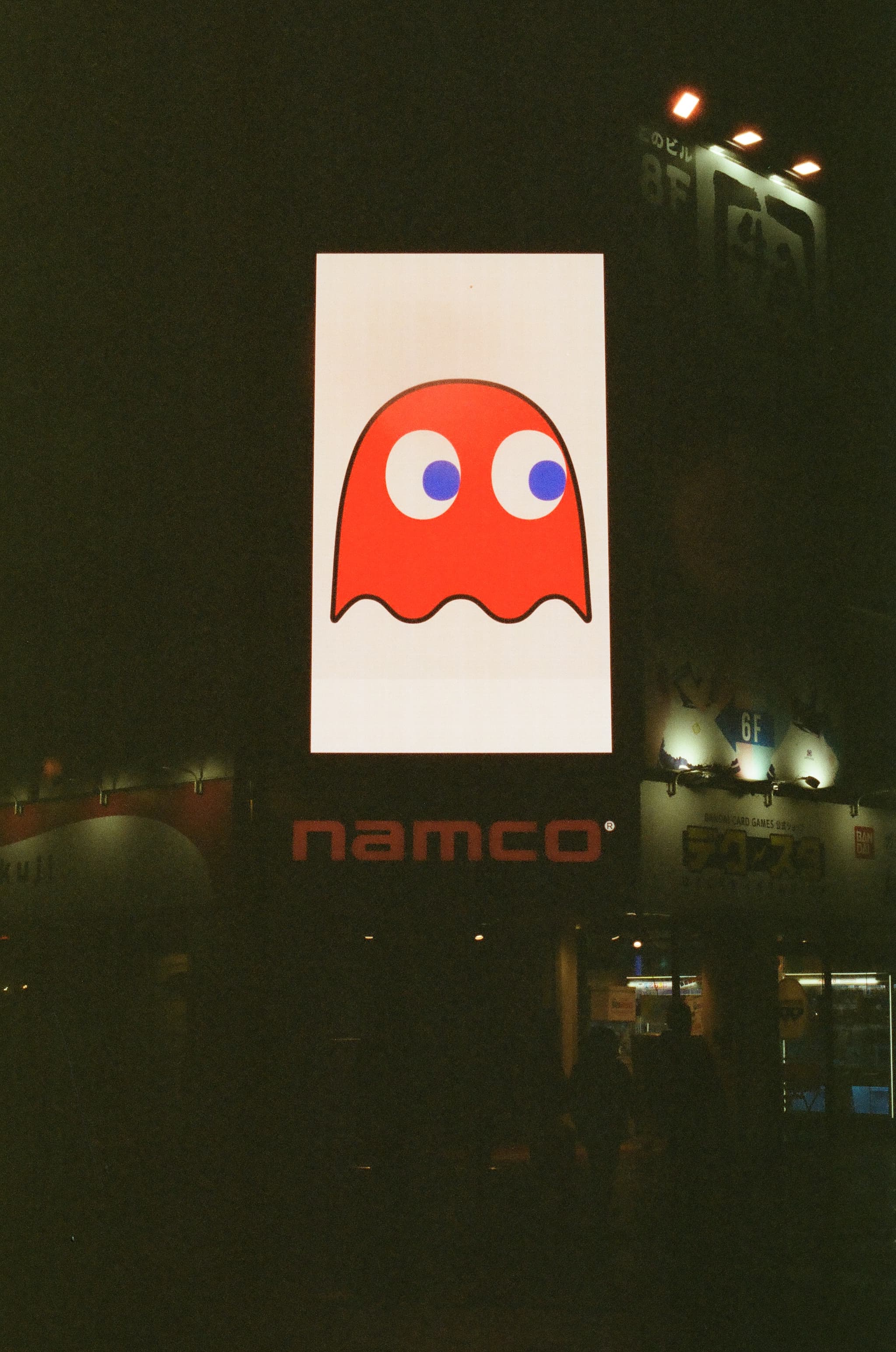 Candido 800 / Canon A-1