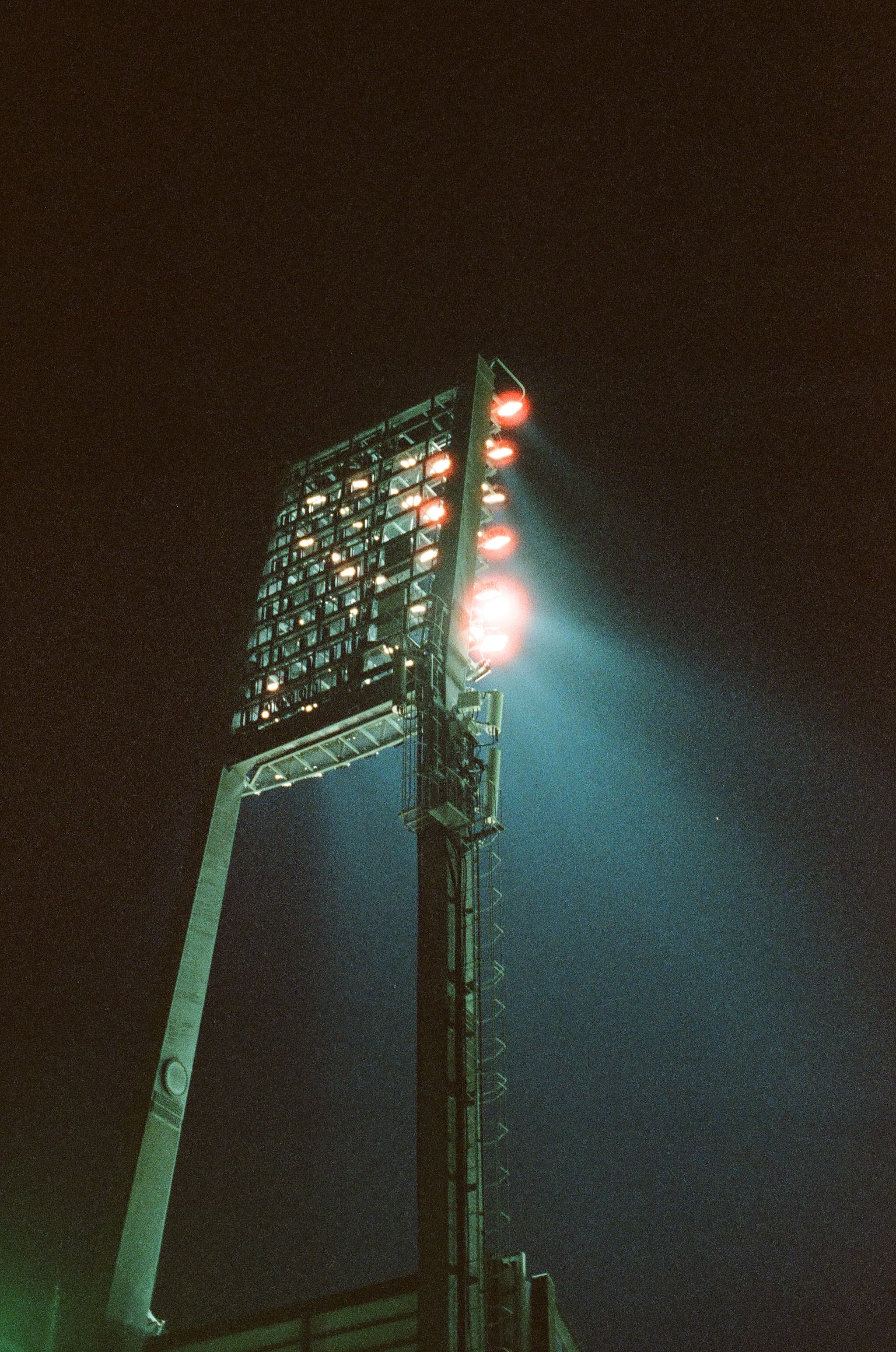 FilmNeverDie UMI 800 / Canon A-1