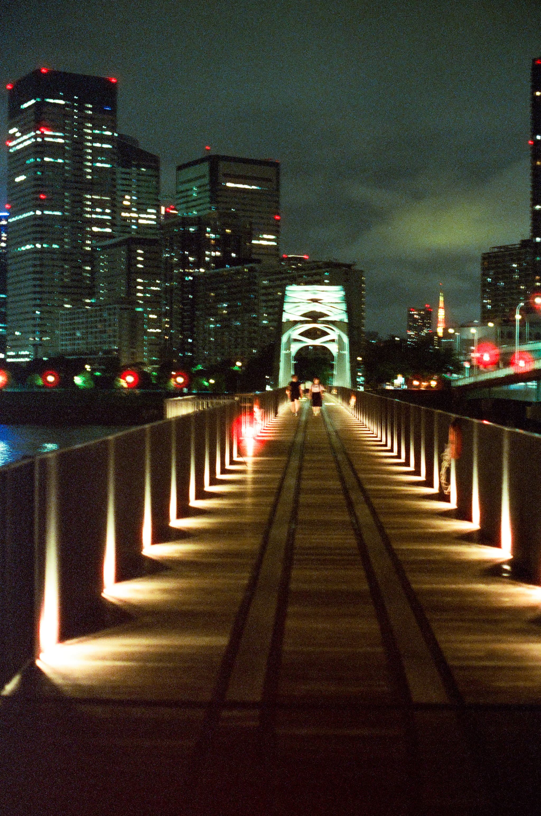 FilmNeverDie UMI 800 / Canon A-1